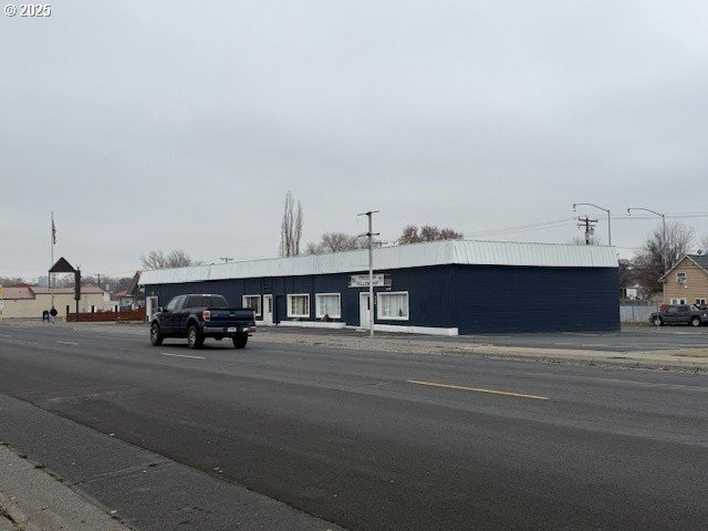 524 E Main St — photo