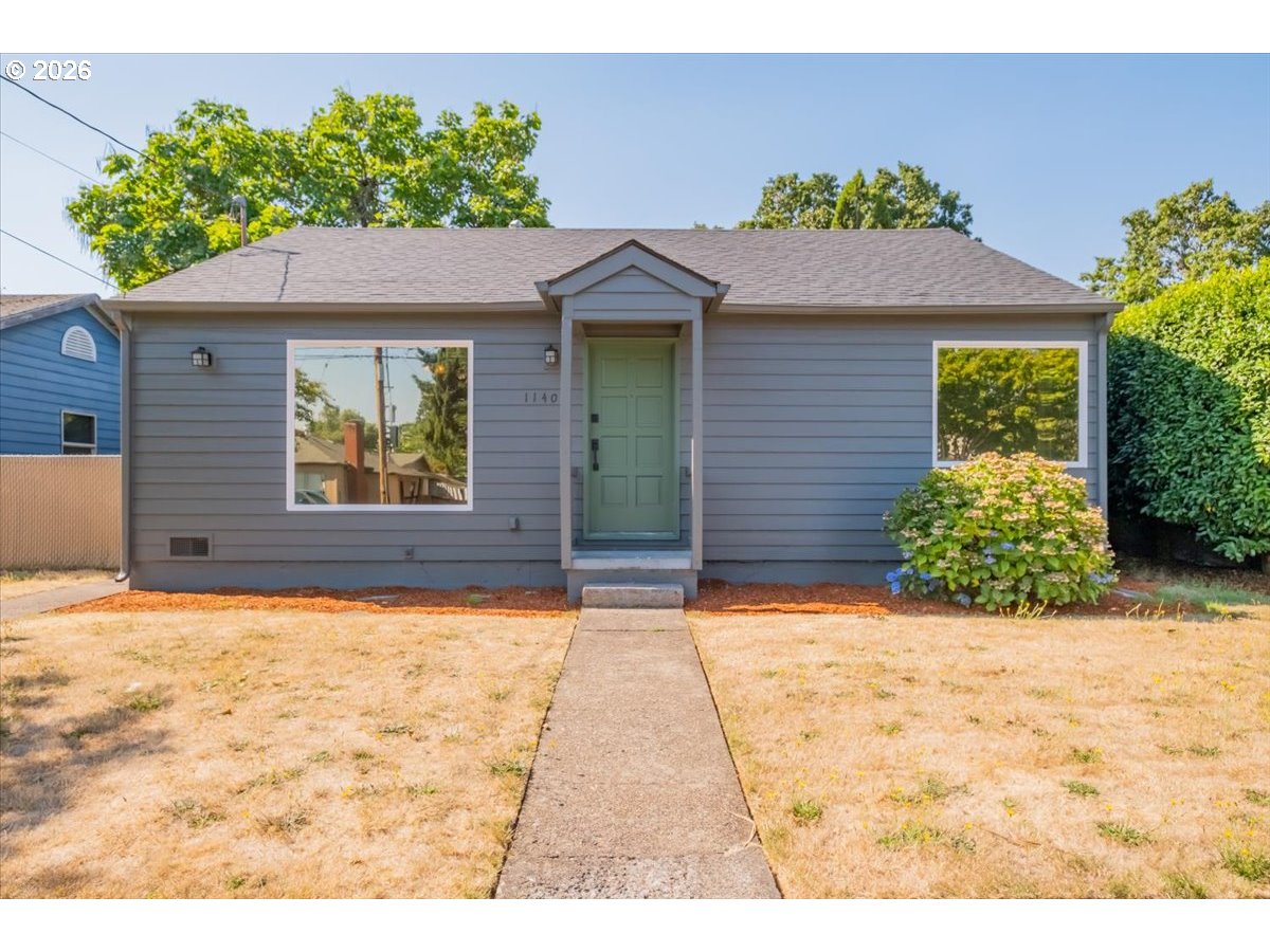 1140 Lewis St — photo