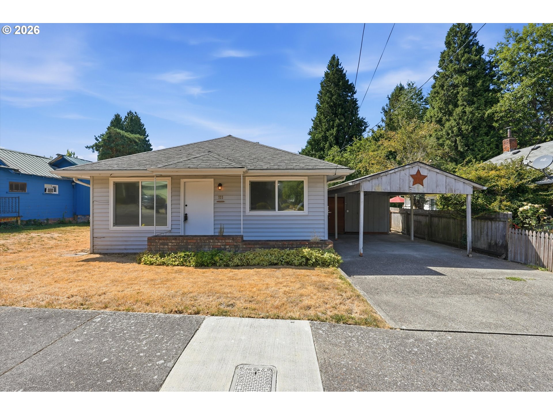 111 SE Elliott Ave — photo