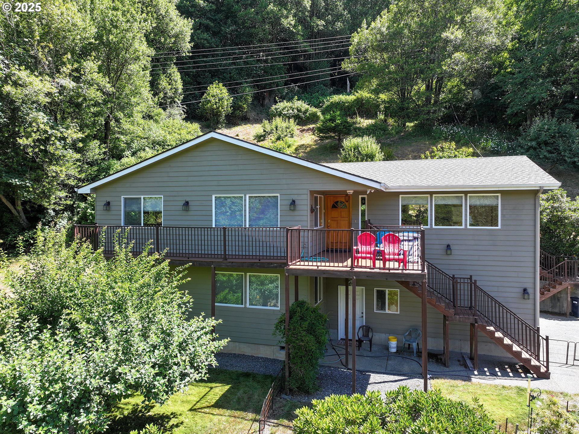 98493 N Bank Chetco River Rd — photo