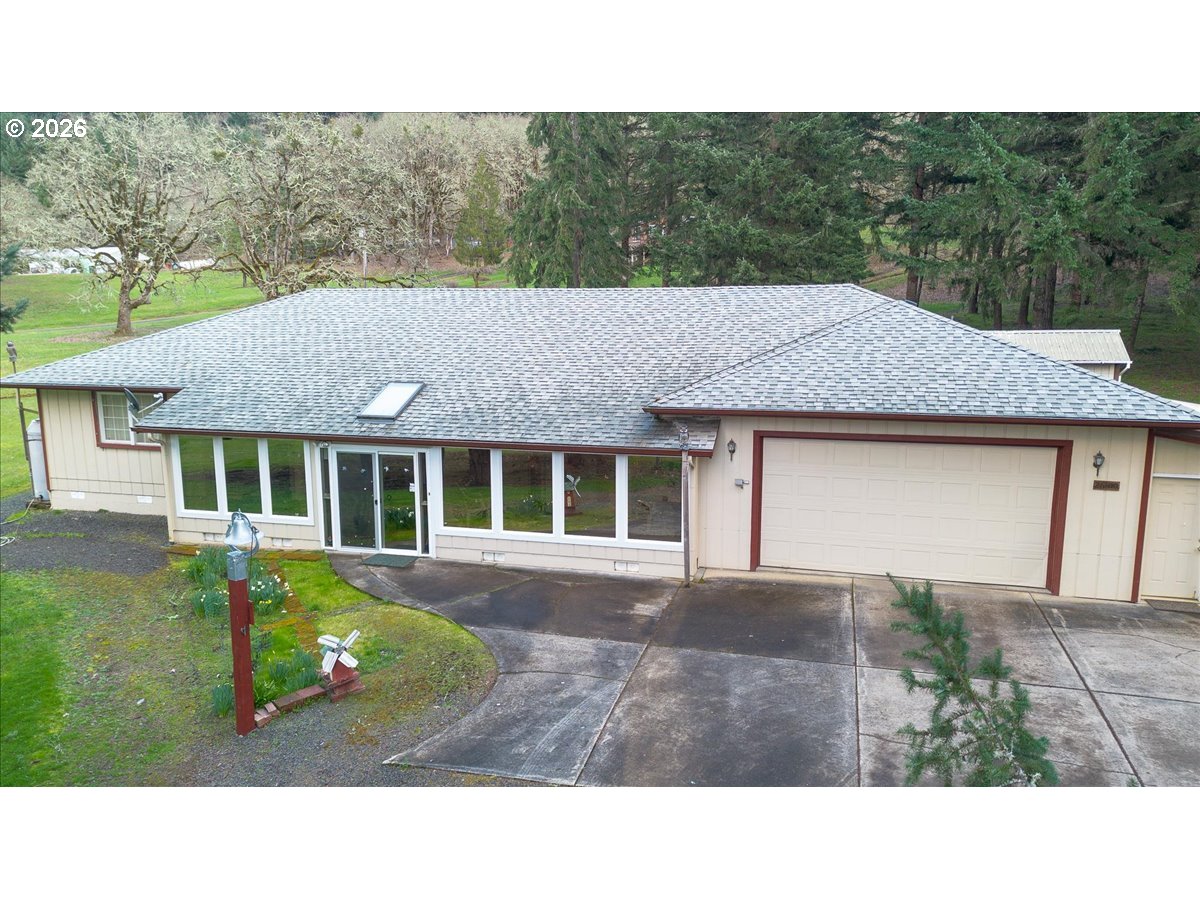 26100 Alpine Rd, Monroe, OR 97456 — photo 2
