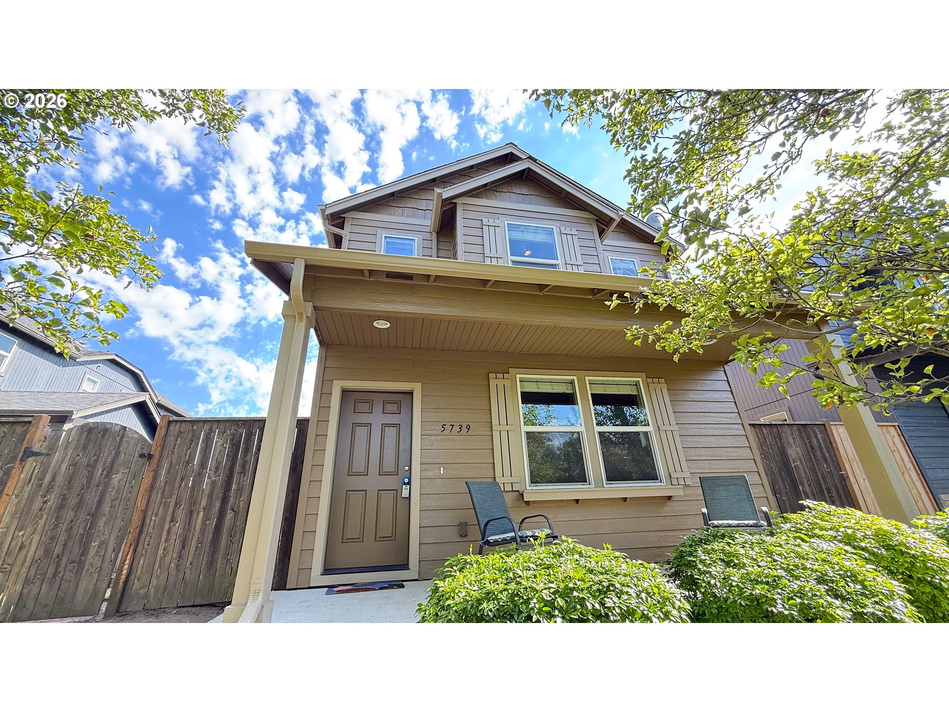 5739 Avalon Aly, Eugene, OR 97402 — photo 3