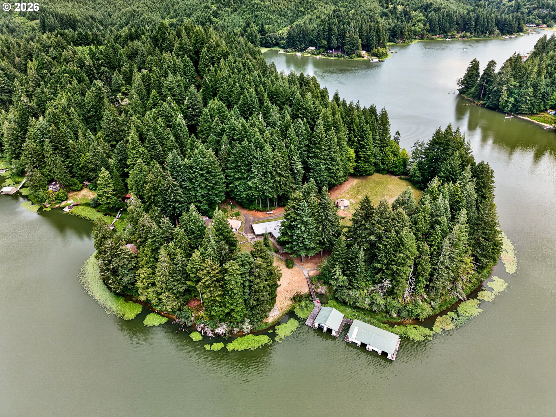 1190 N Tenmile Lake — photo