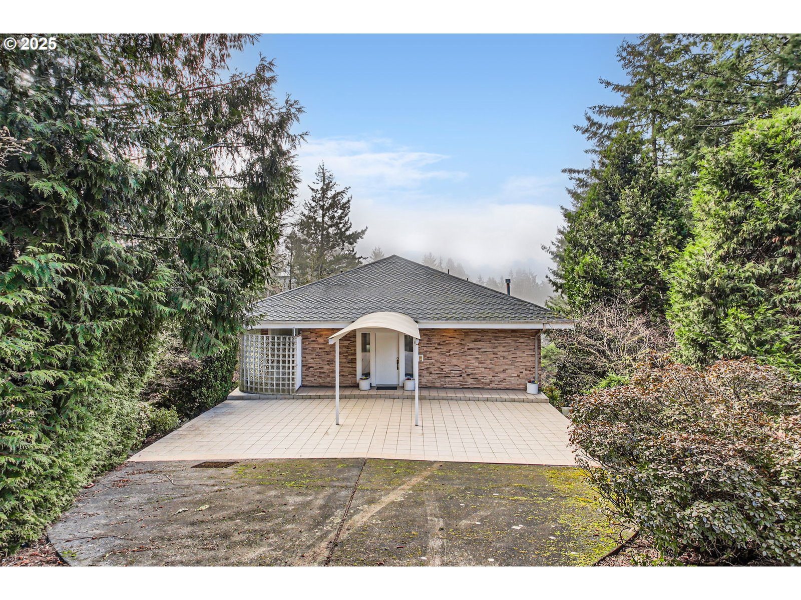 8408 NW Pinnacle Ct — photo