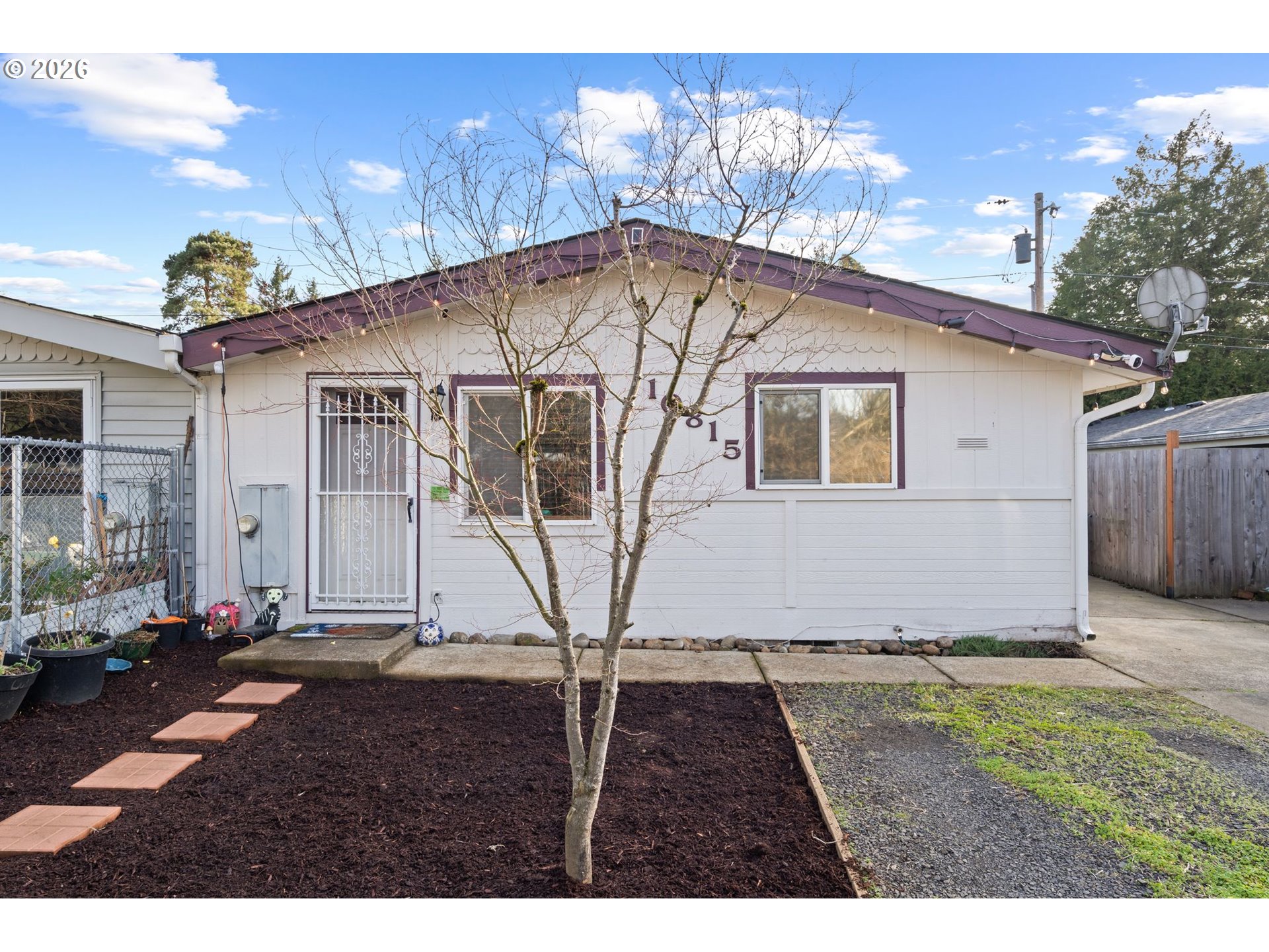 10815 SE Bush St — photo