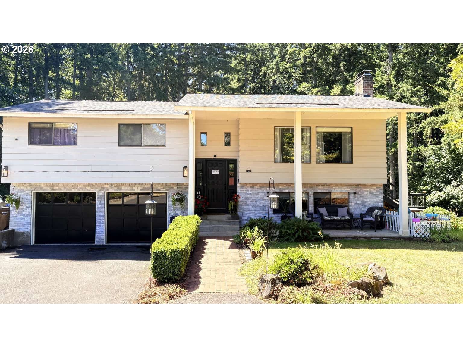 15984 S Brook Ct — photo