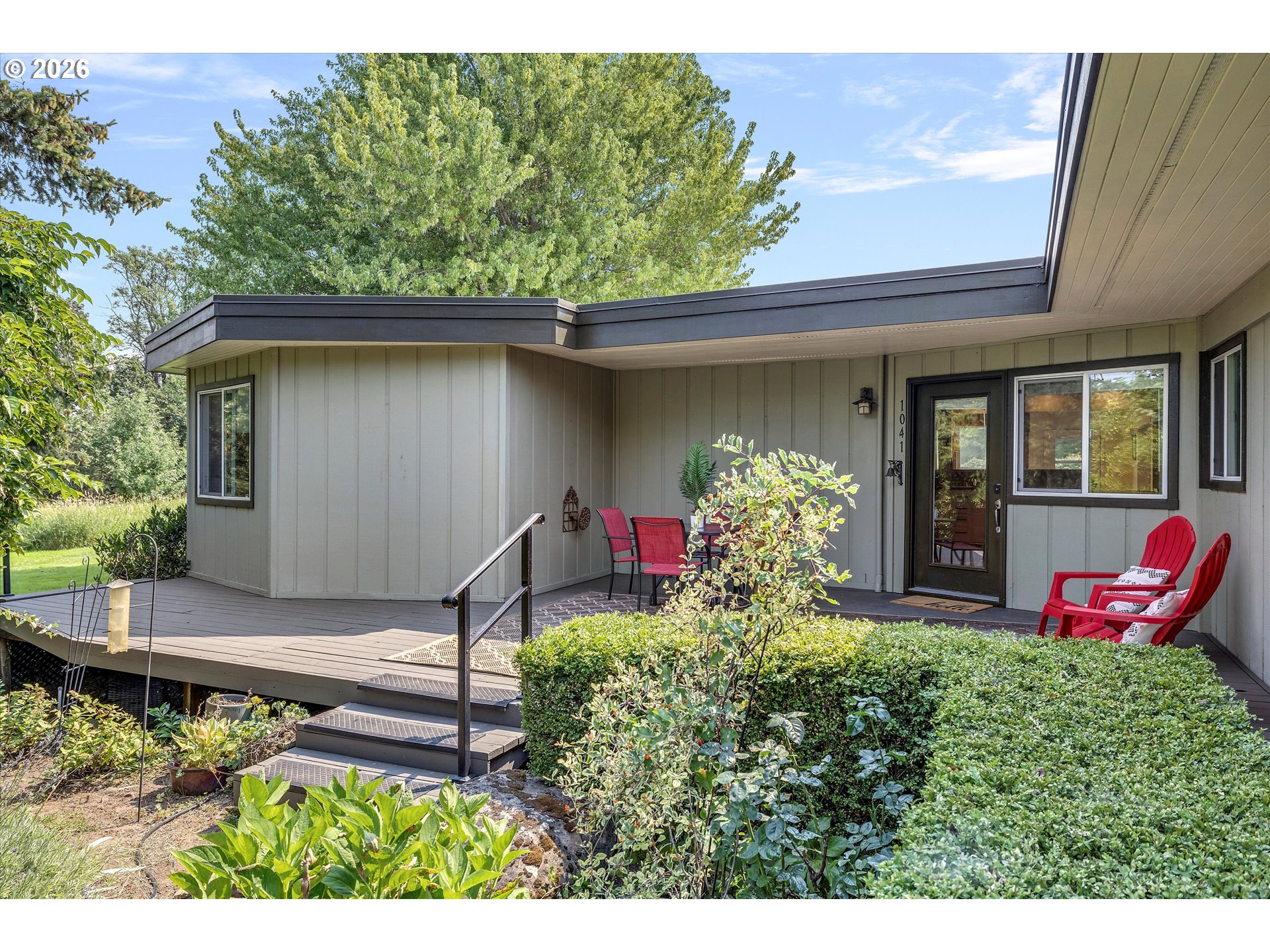 1041 Cannon Dr — photo