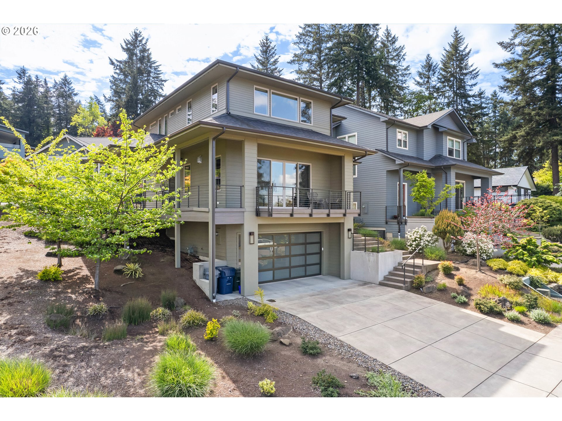 2490 Panorama Dr, Eugene, OR 97405 — photo 2