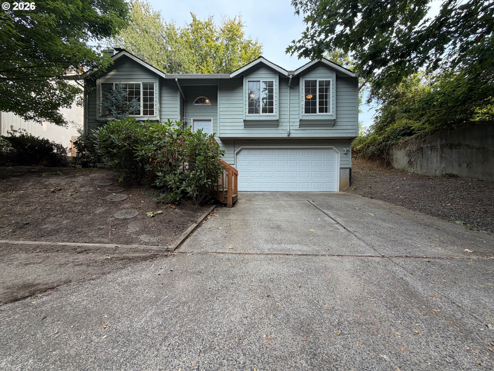 845 SE 8th St — photo
