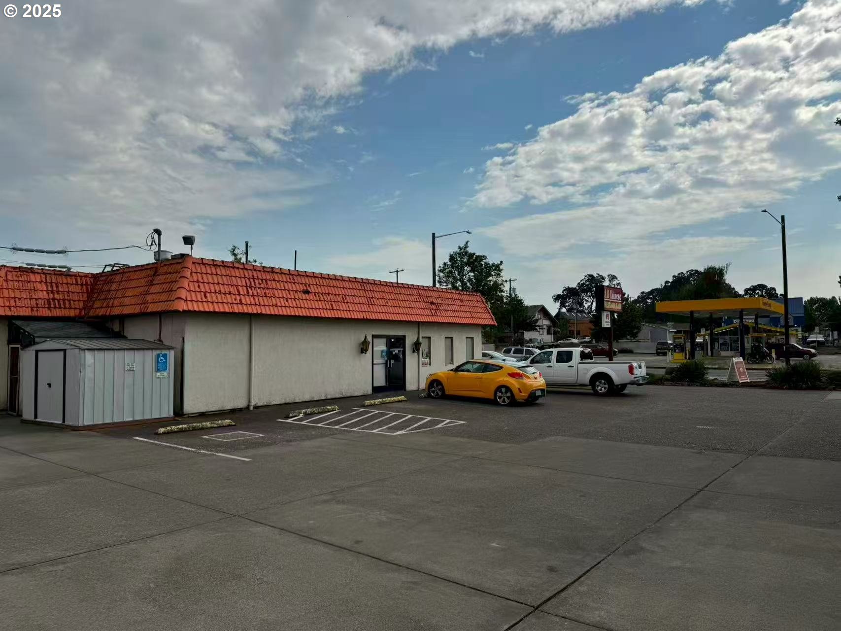 1121 Pacific Blvd SE — photo