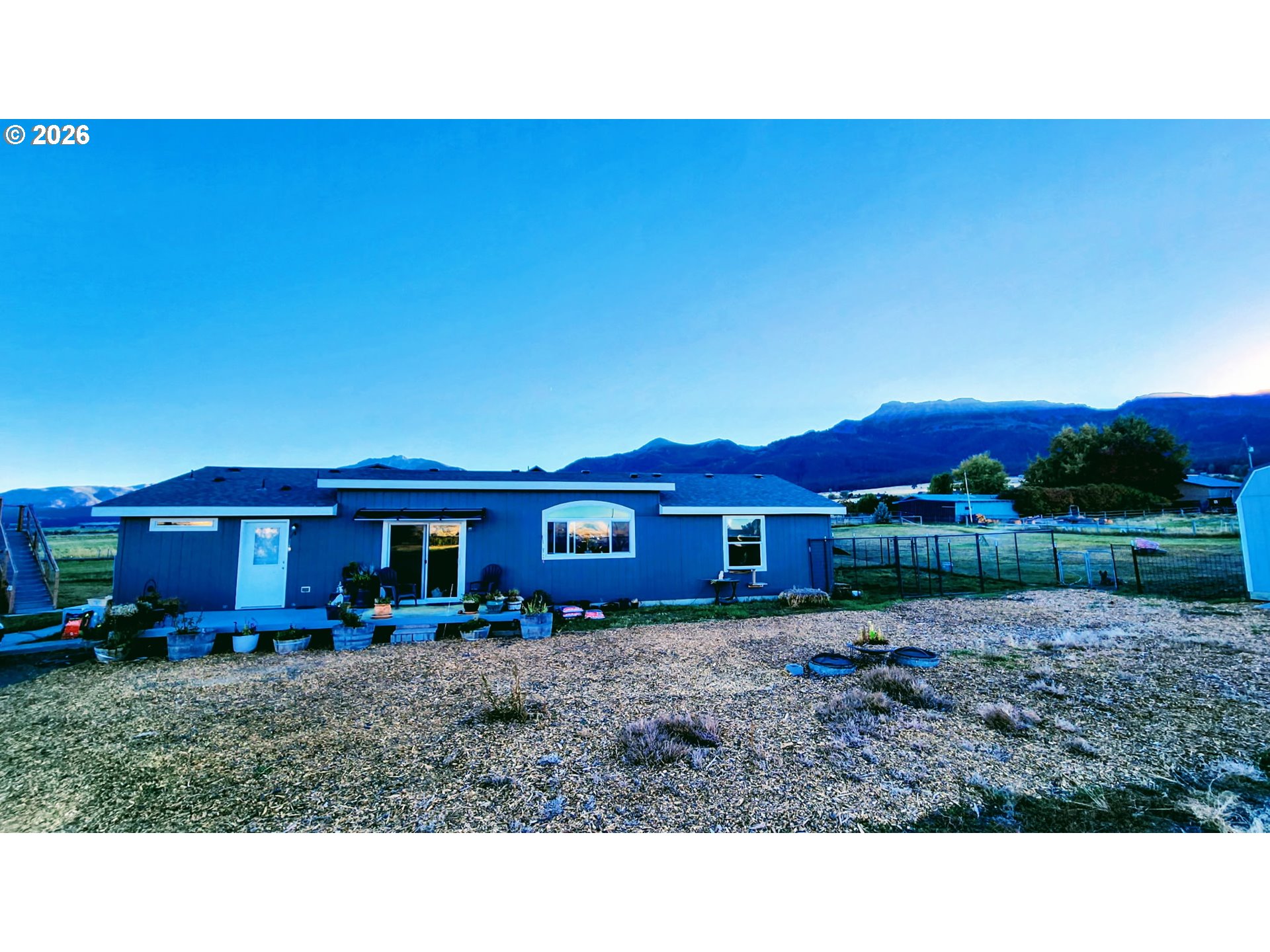 82168 Eggleson Ln, Enterprise, OR 97828 — photo 2