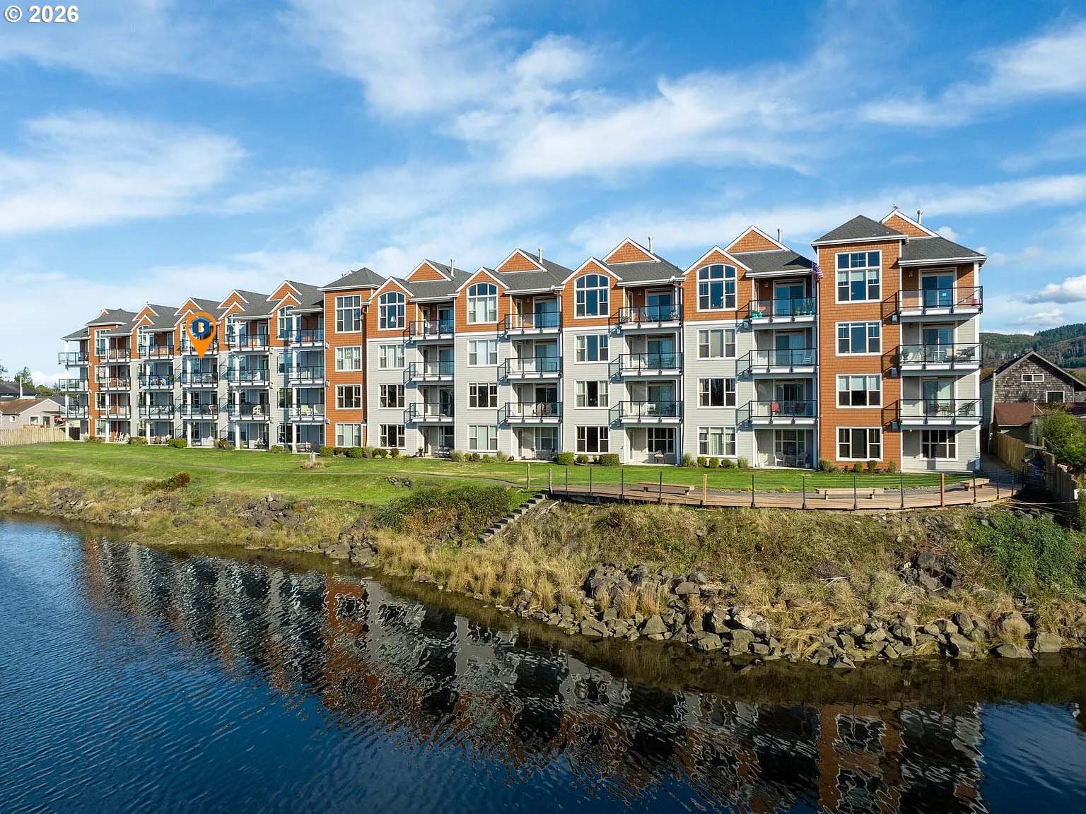 1000 N Holladay Dr #309 — photo