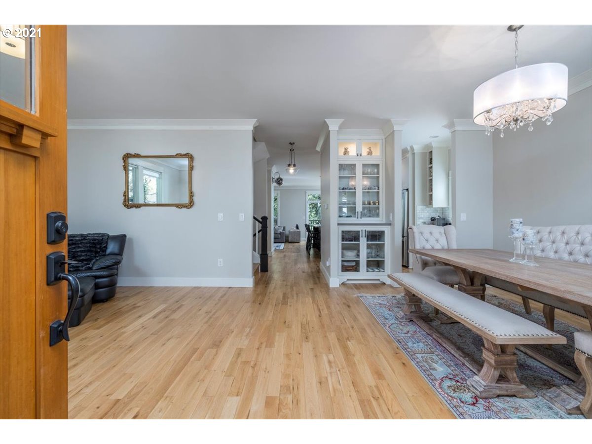 4412 SW Shattuck Rd, Portland, OR 97221 — photo 2