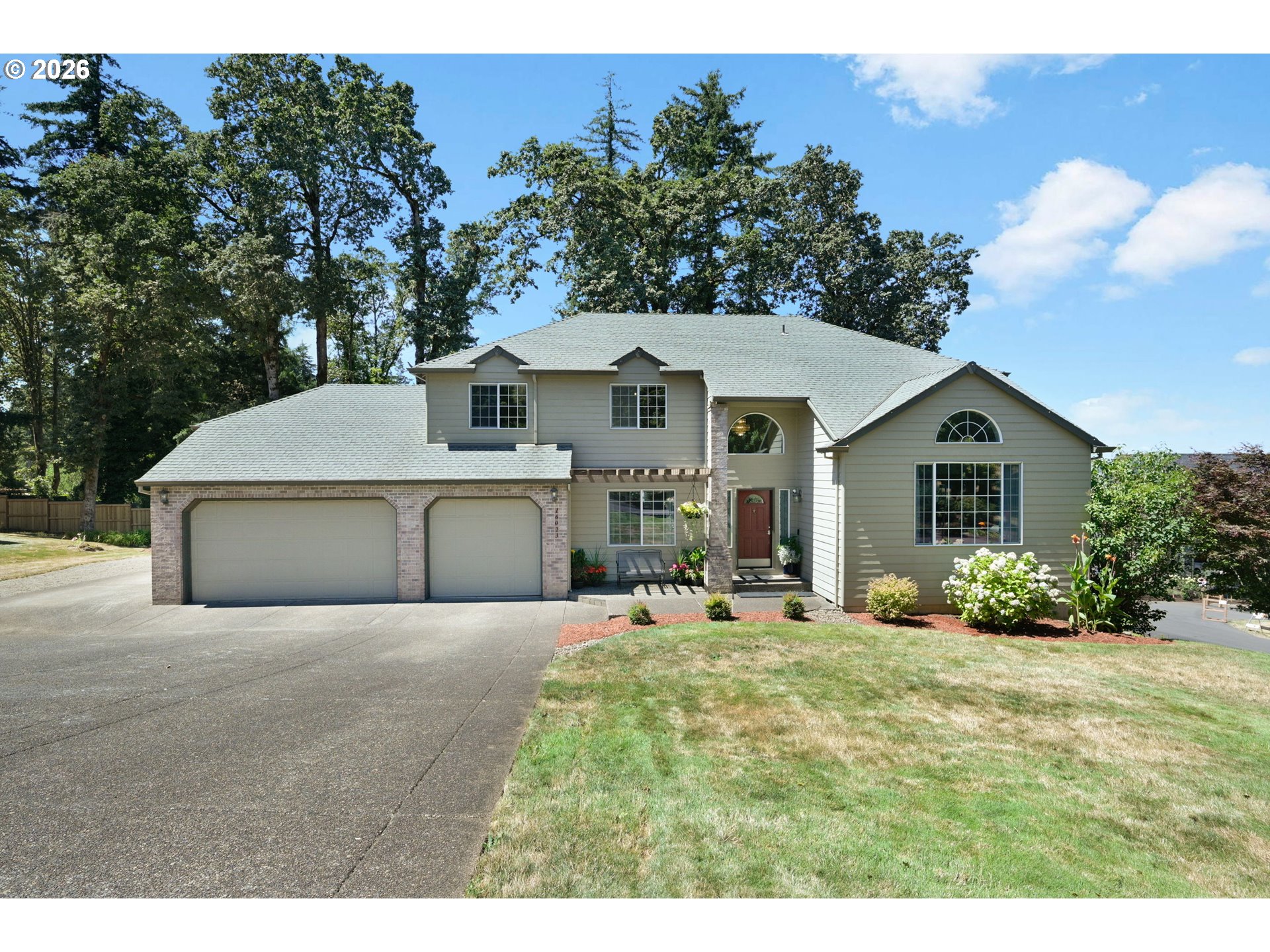 16023 Trail Dr — photo