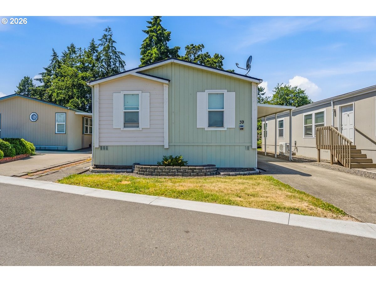13900 SE Highway 212 39 — photo