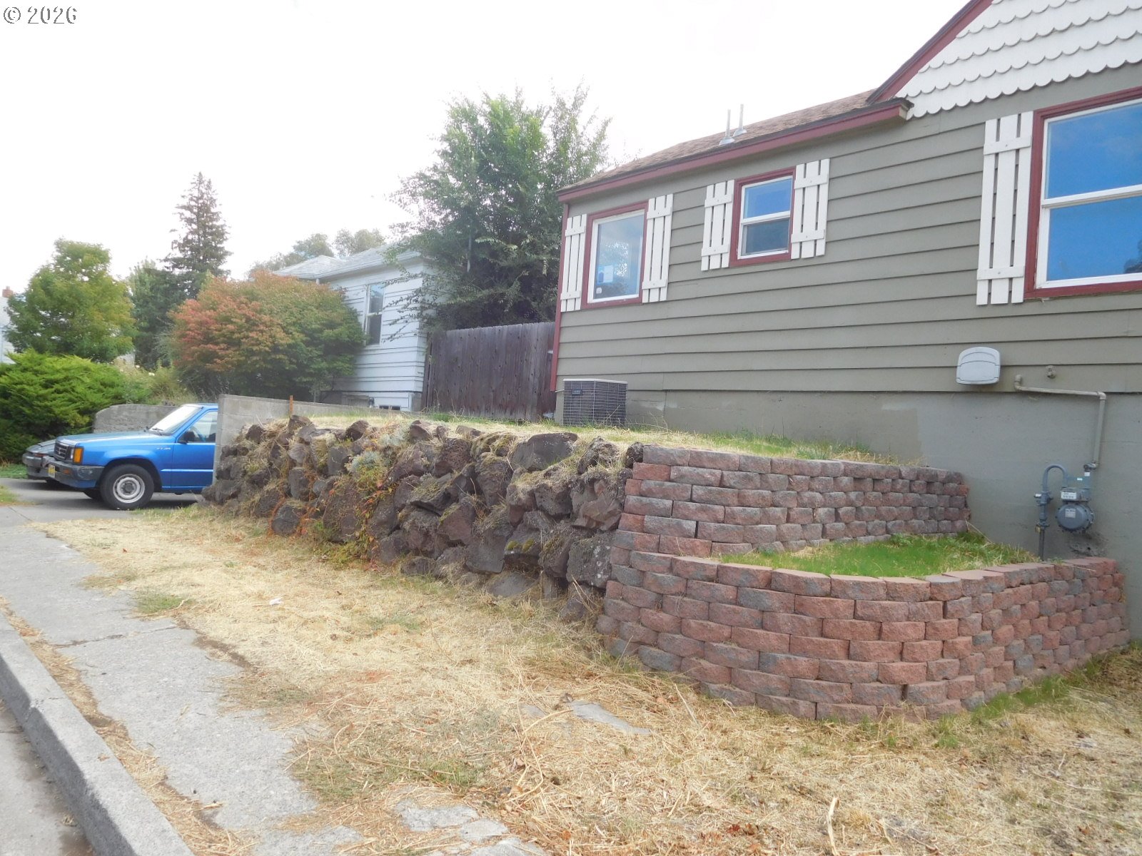 1108 SW Goodwin Pl, Pendleton, OR 97801 — photo 2