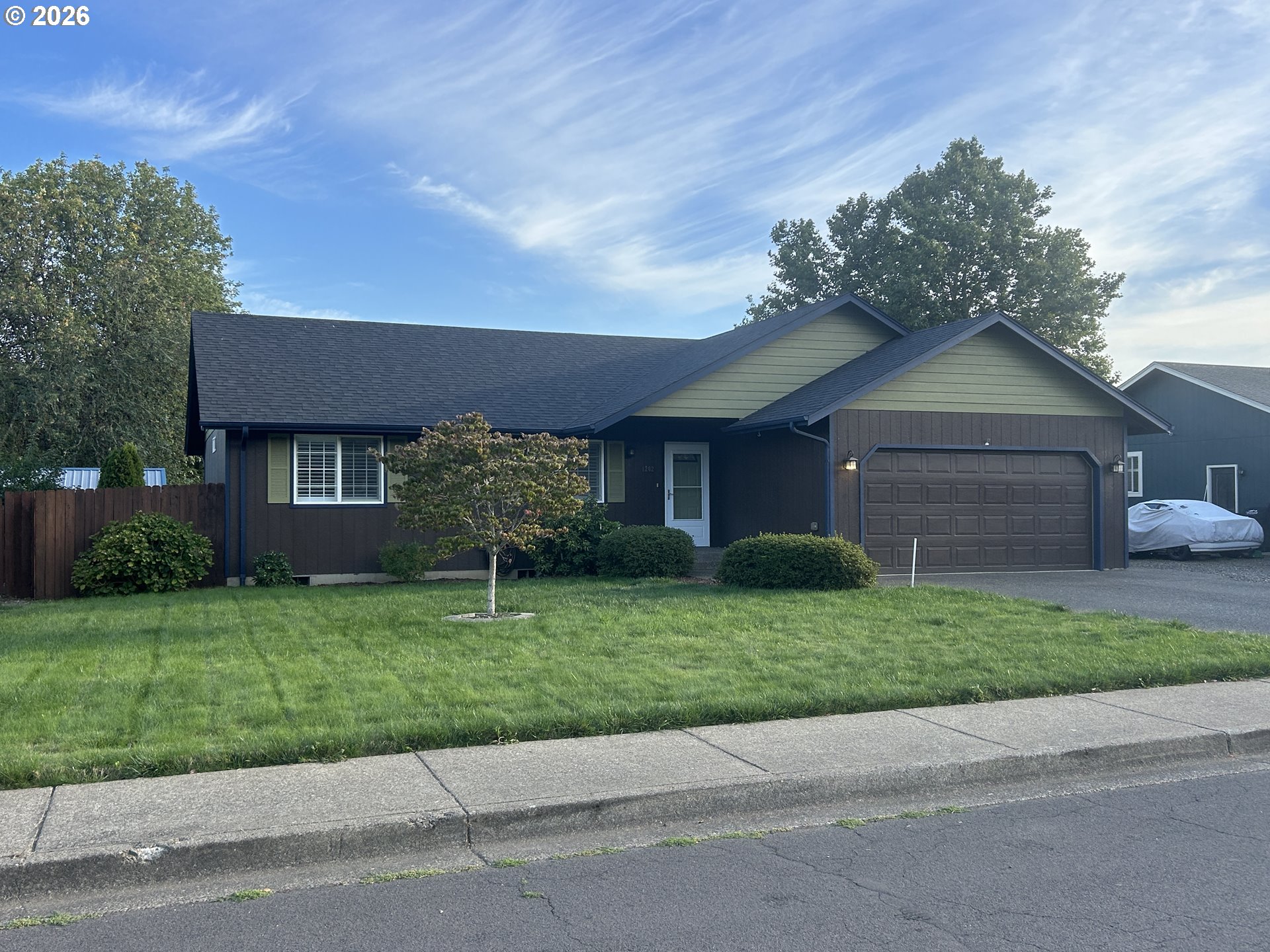 1202 E Second Ave, Sutherlin, OR 97479 — photo 3