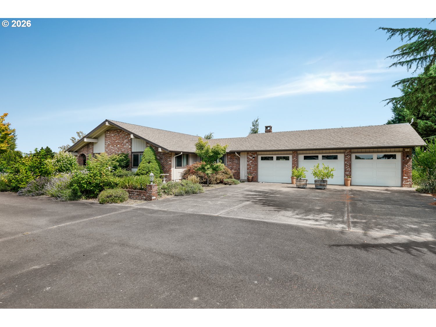 2212 SE Powells Rd — photo