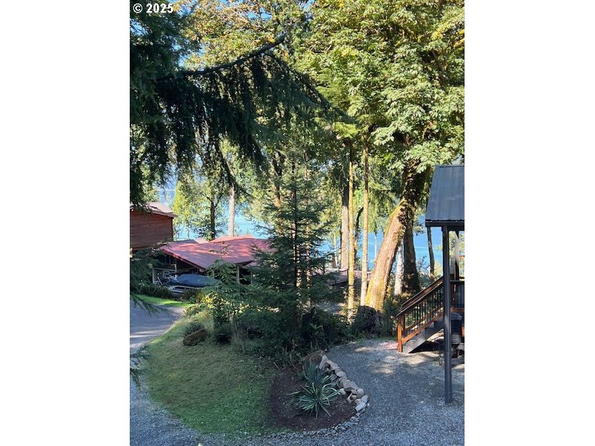 Home in Amboy, WA 98601 — photo 3