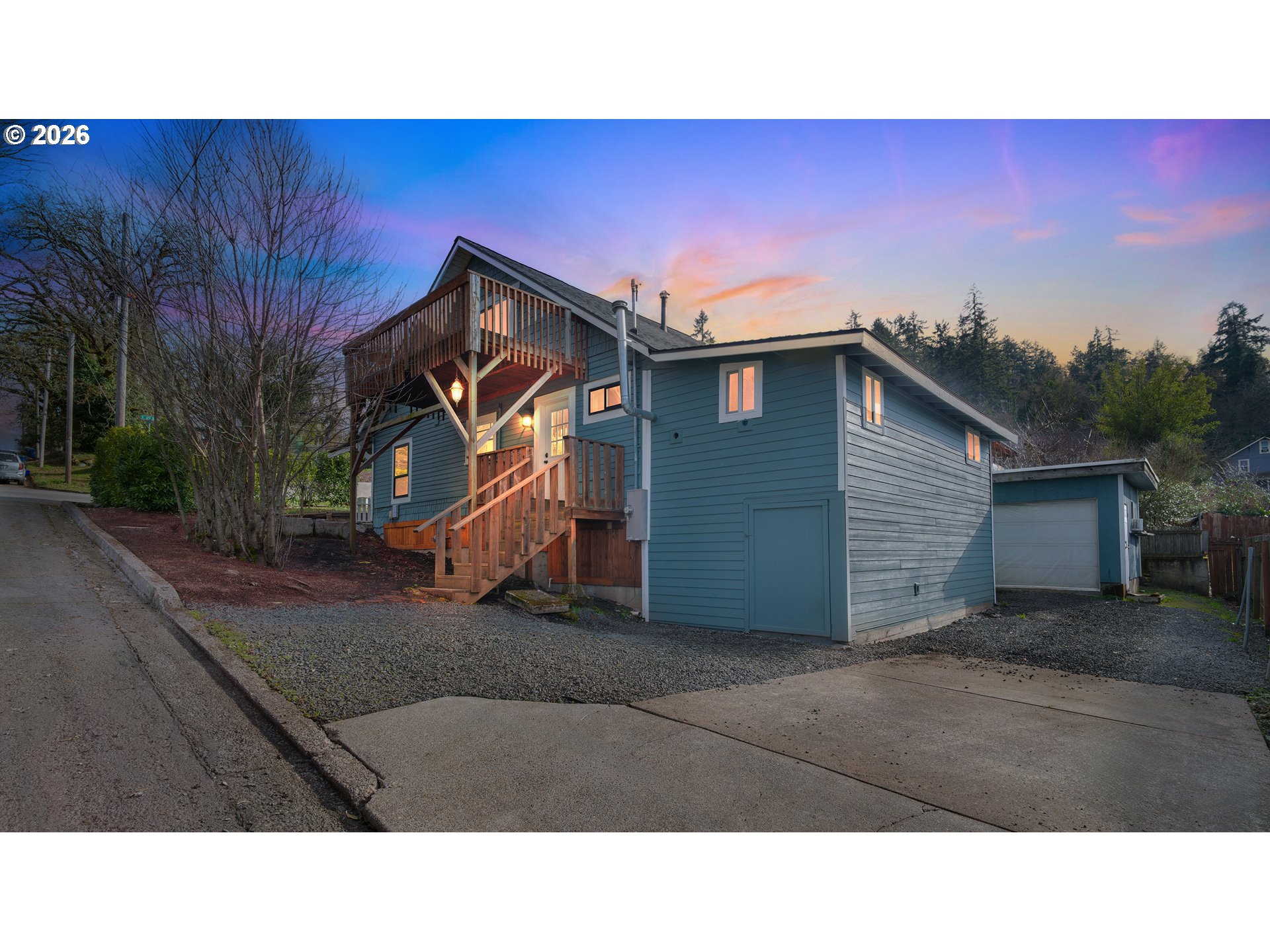 504 S 3rd St, Springfield, OR 97477 — photo 2