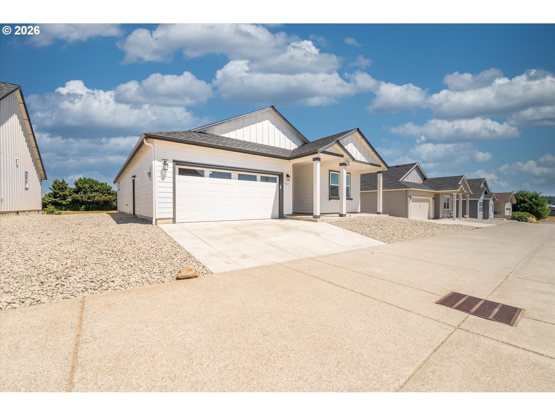 761 Spyglass Dr — photo