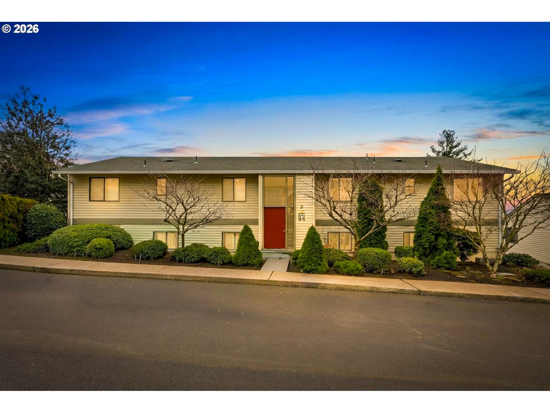12088 SW King Arthur St B — photo