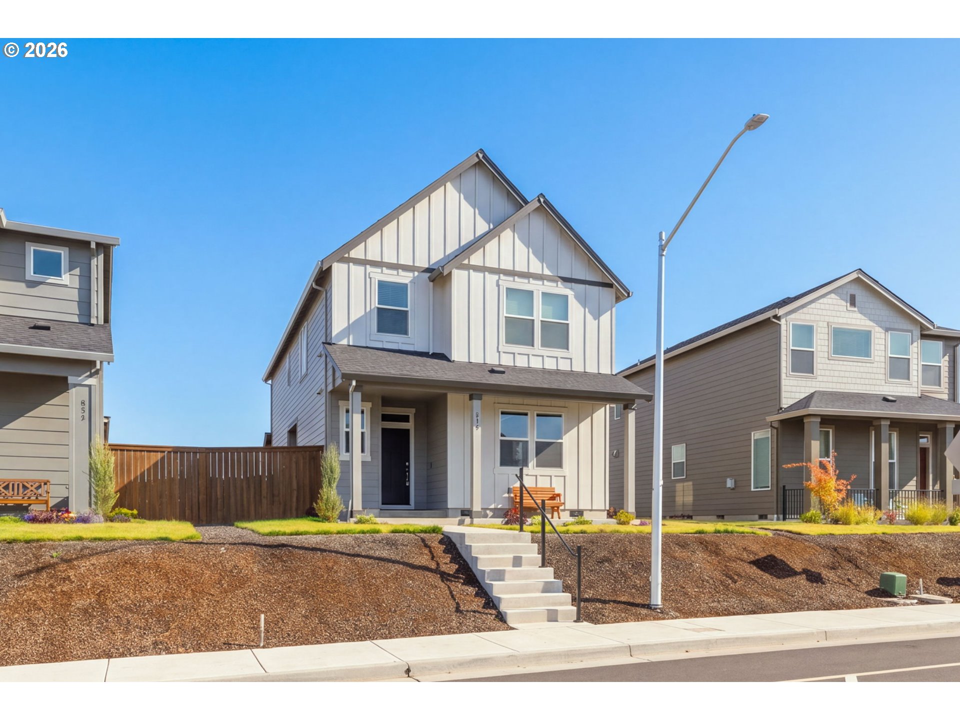 875 Legacy — photo