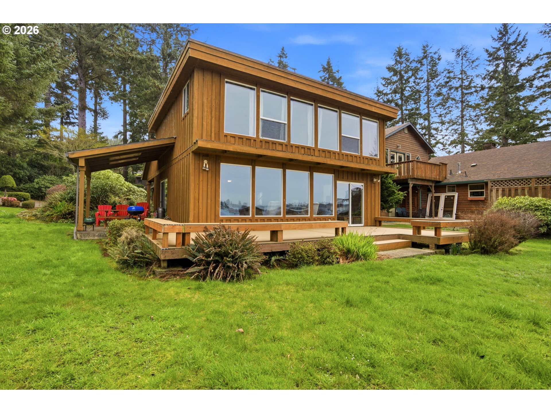 1349 NE East Devils Lake Rd — photo