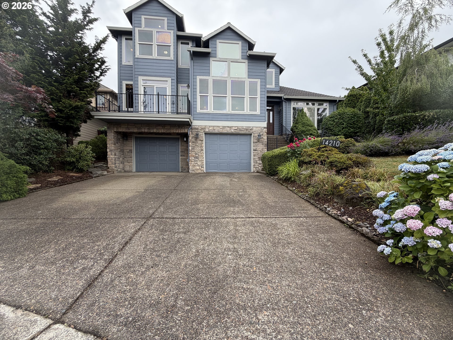 14210 SE Rolling Meadows Dr — photo