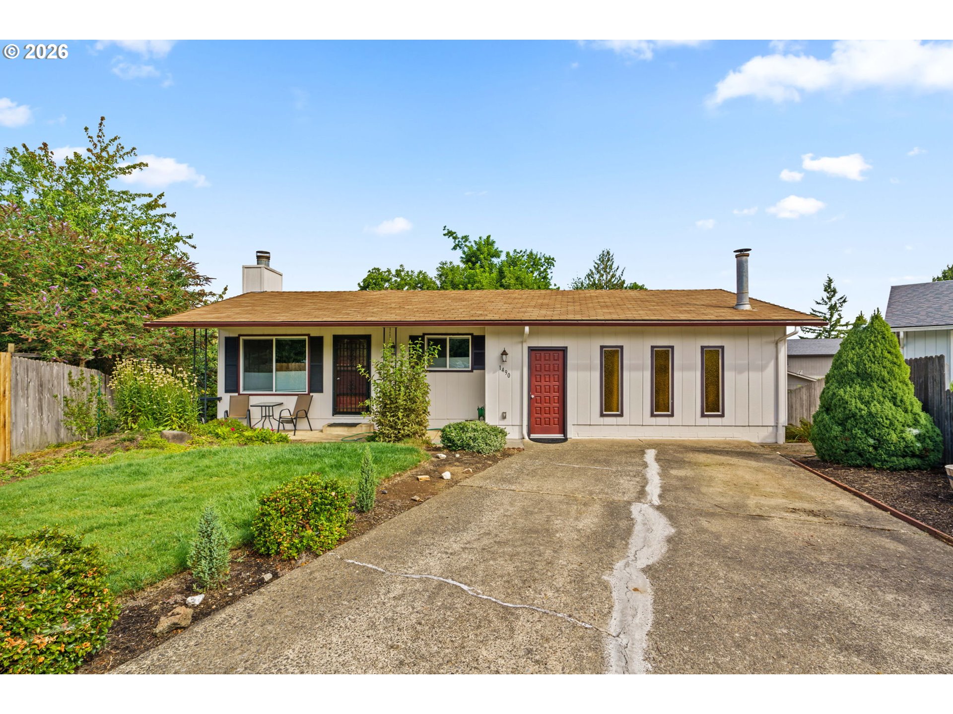 1490 Carobelle Ct — photo