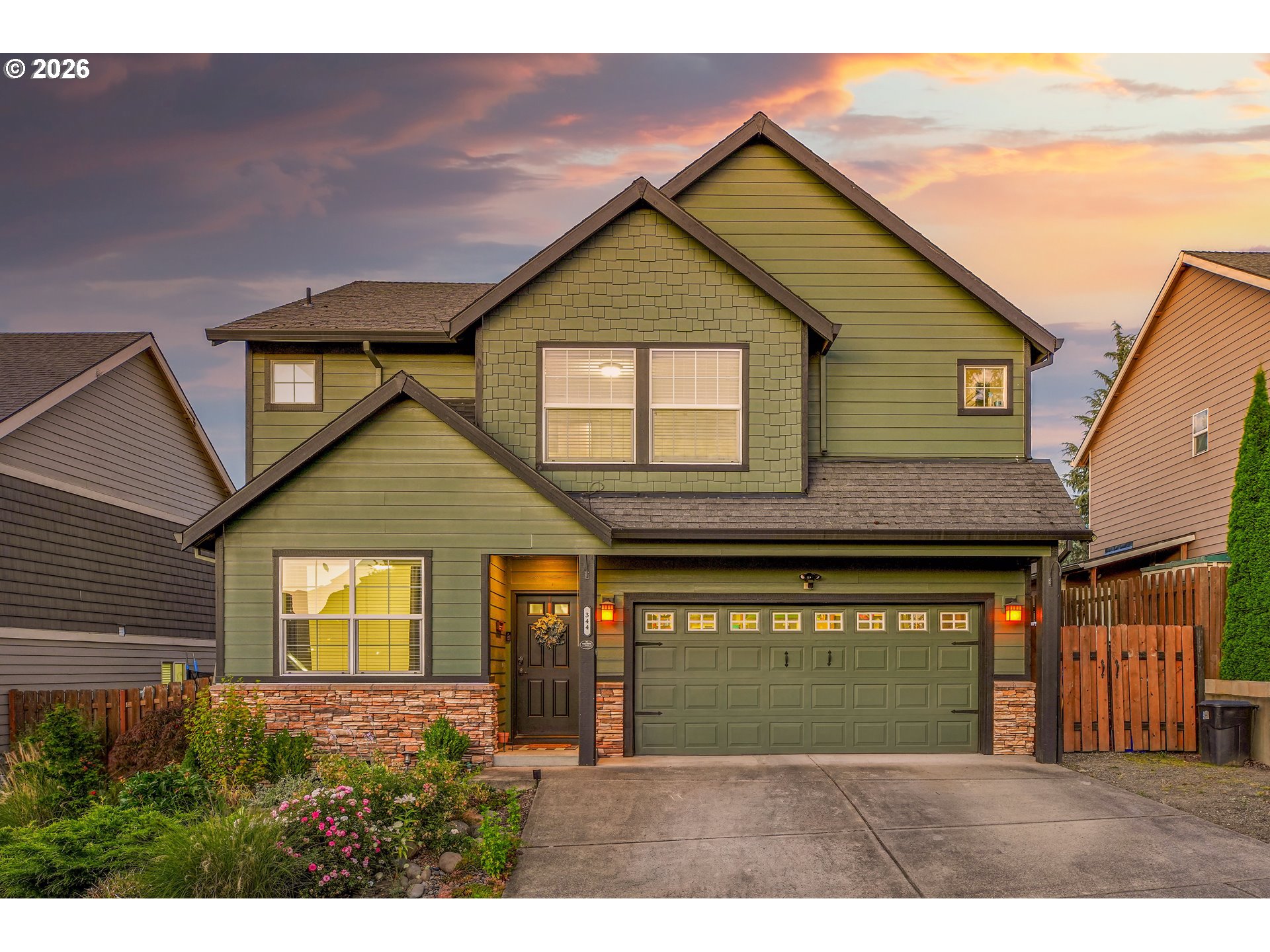 344 SE Condor Dr — photo