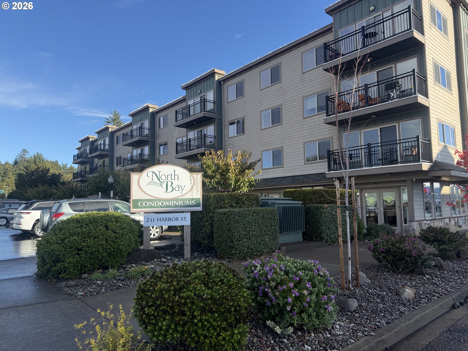 211 Harbor St Unit 33 — photo