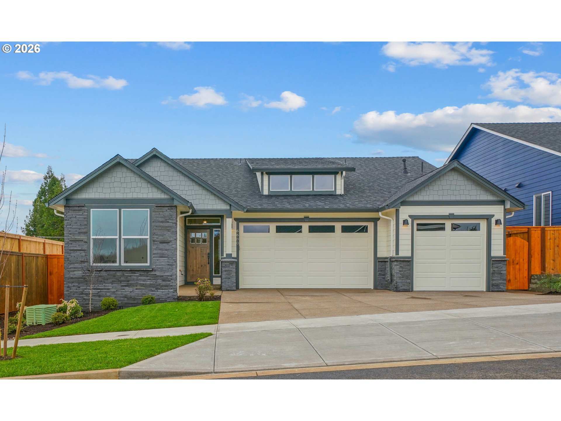 6704 Naomi Danielle St SE — photo