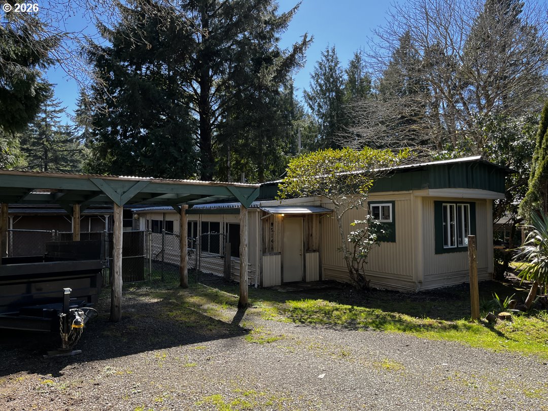85141 Cedar Dr — photo