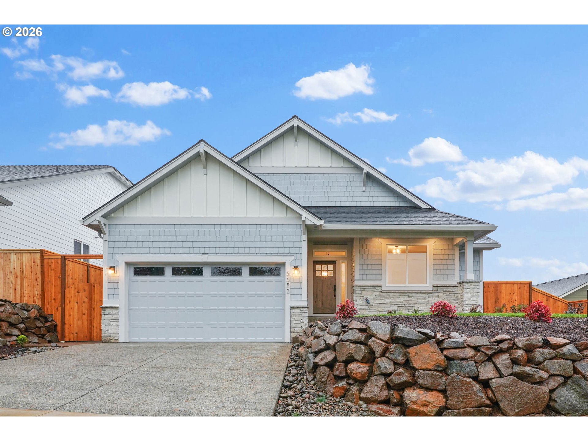 6752 Naomi Danielle St SE — photo