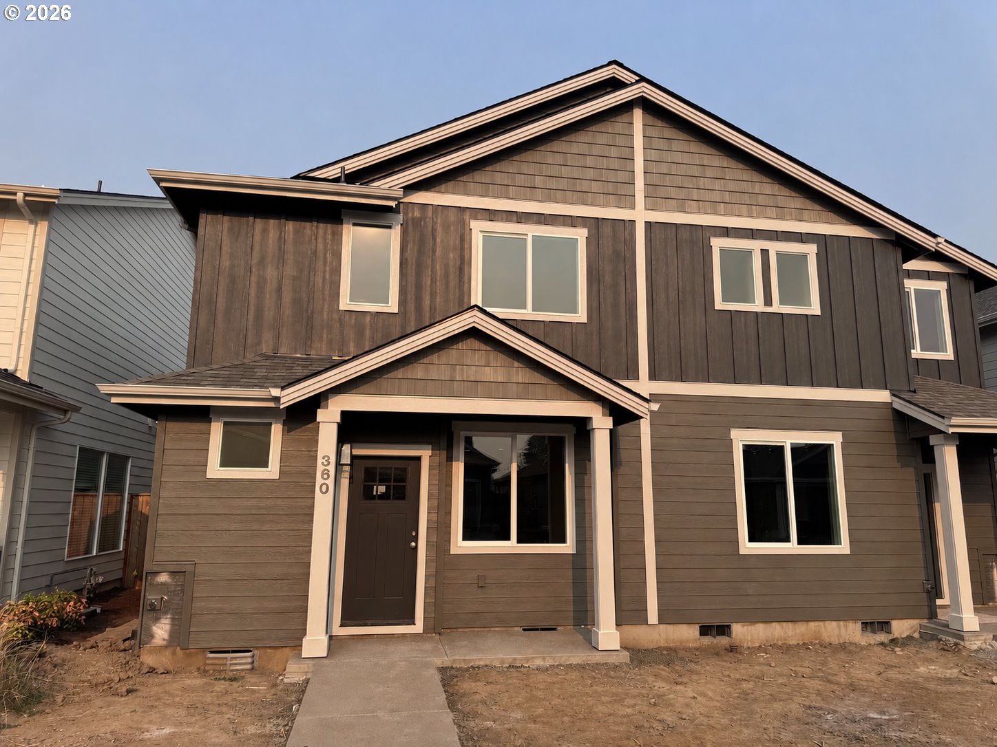 360 SE Shetterly Dr — photo
