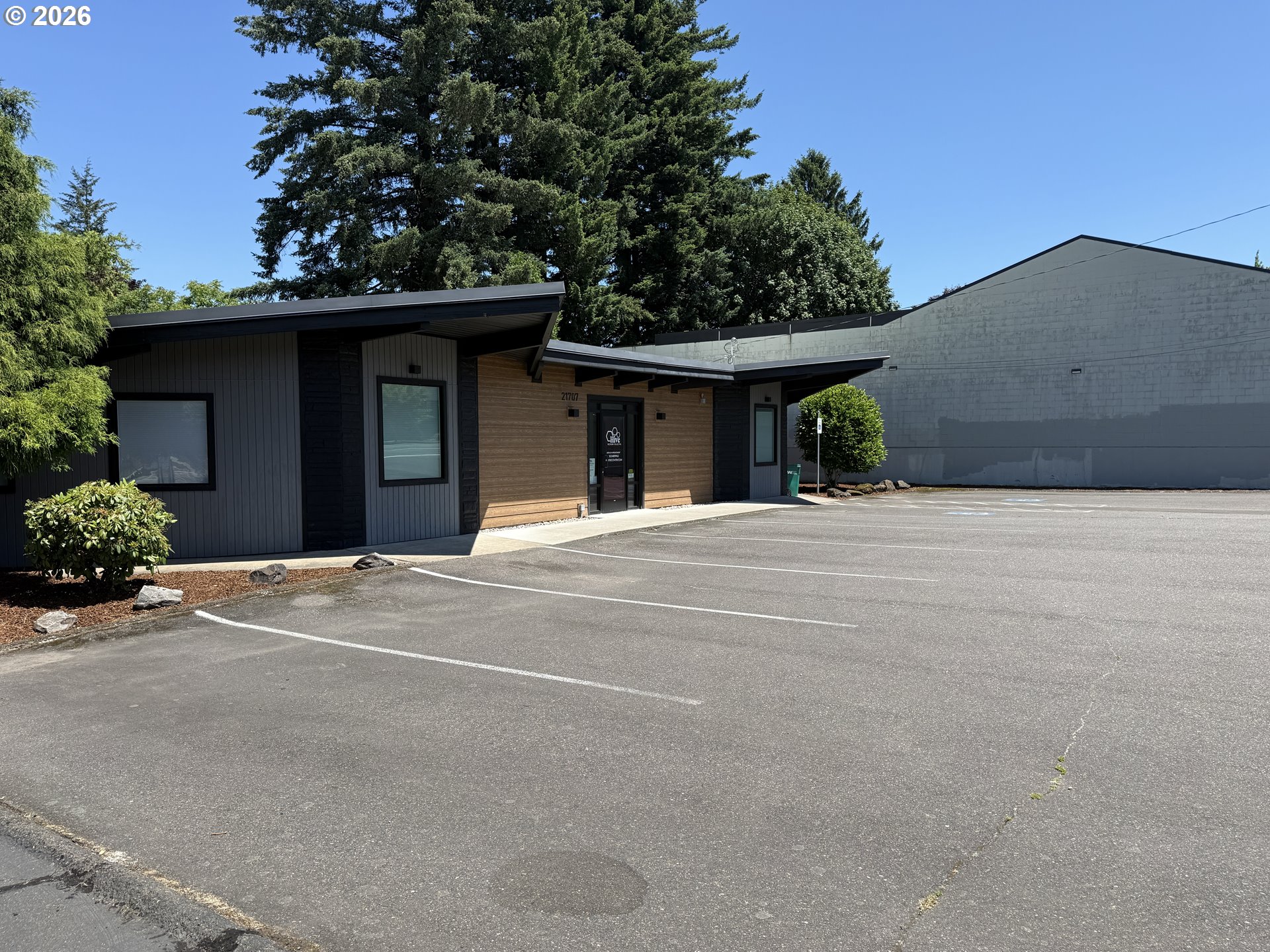21707 SE Stark St, Gresham, OR 97030 — photo 3