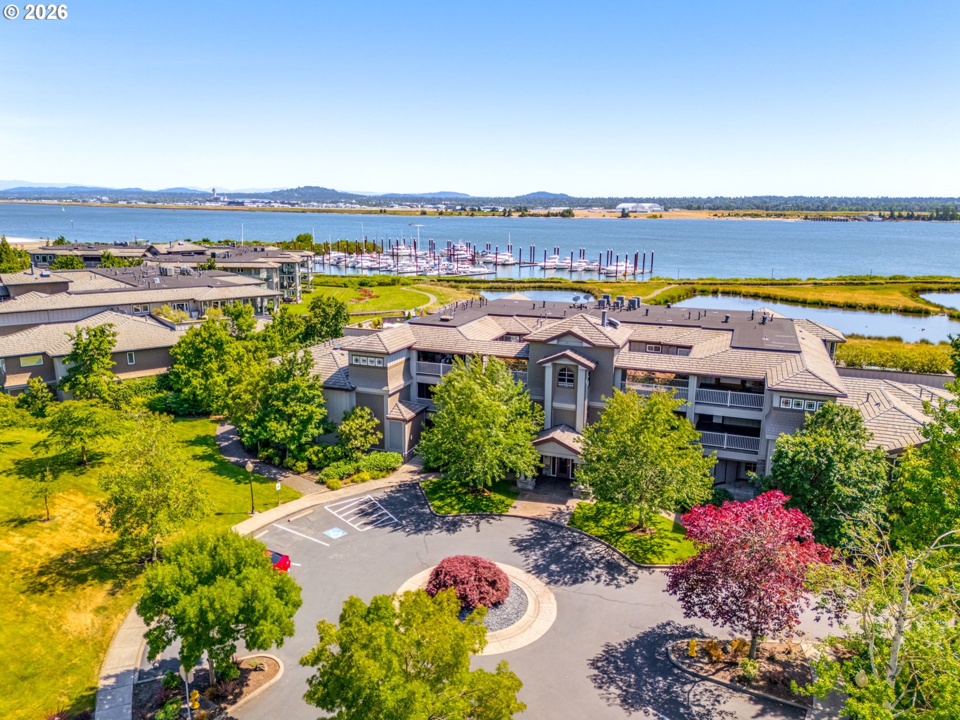 5525 SE Scenic Ln 300 — photo
