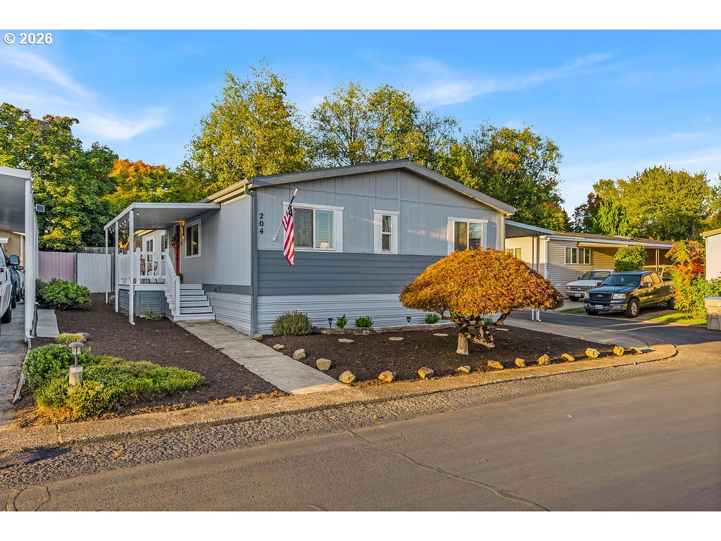 12450 SW Fischer Rd 204 — photo