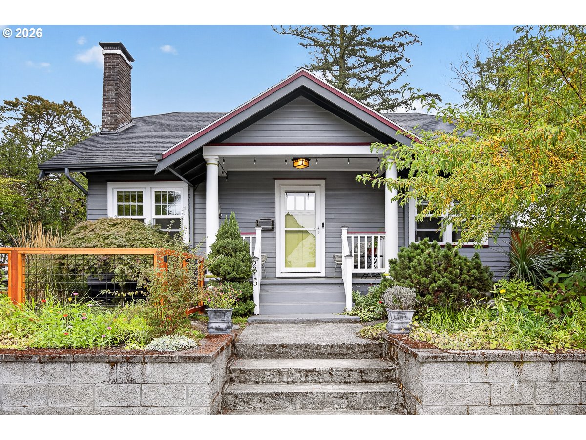 2315 Grant St — photo