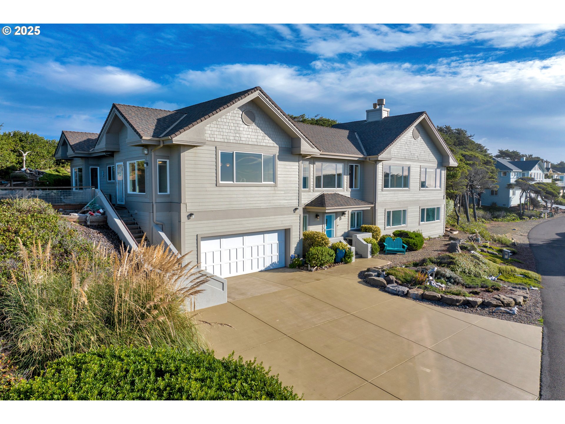 88765 Shoreline Loop — photo