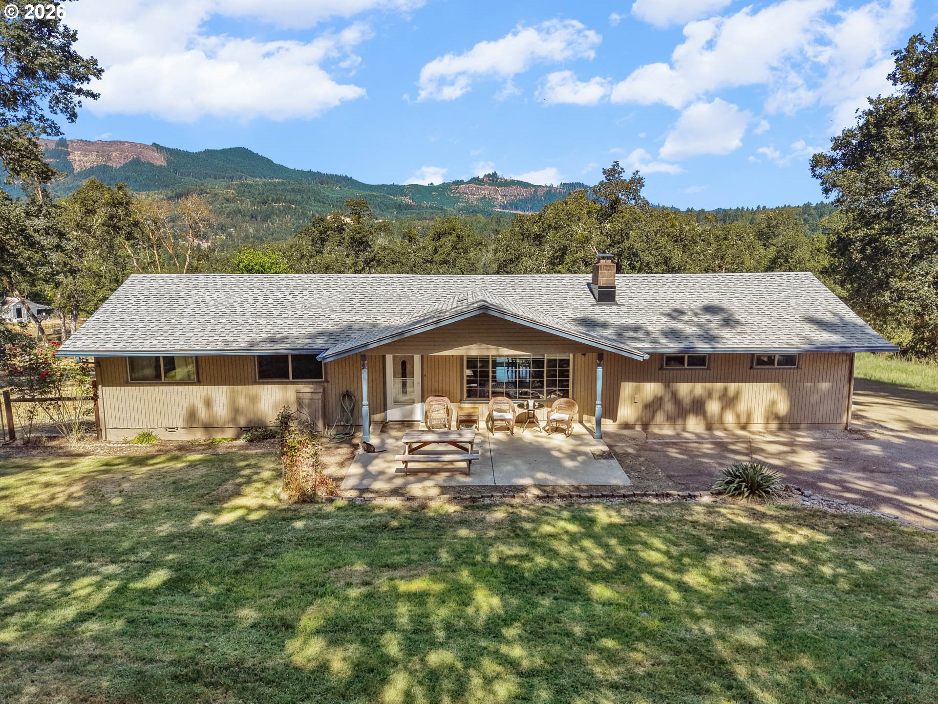 2925 Cleveland Hill Rd — photo