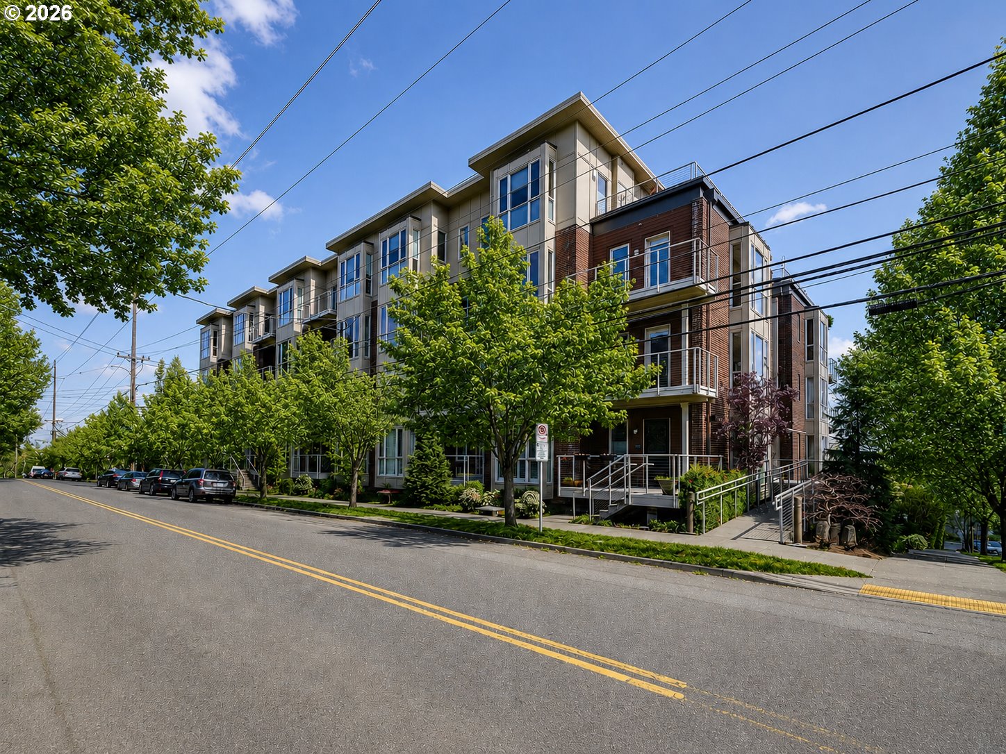4280 S Corbett Ave 201 — photo