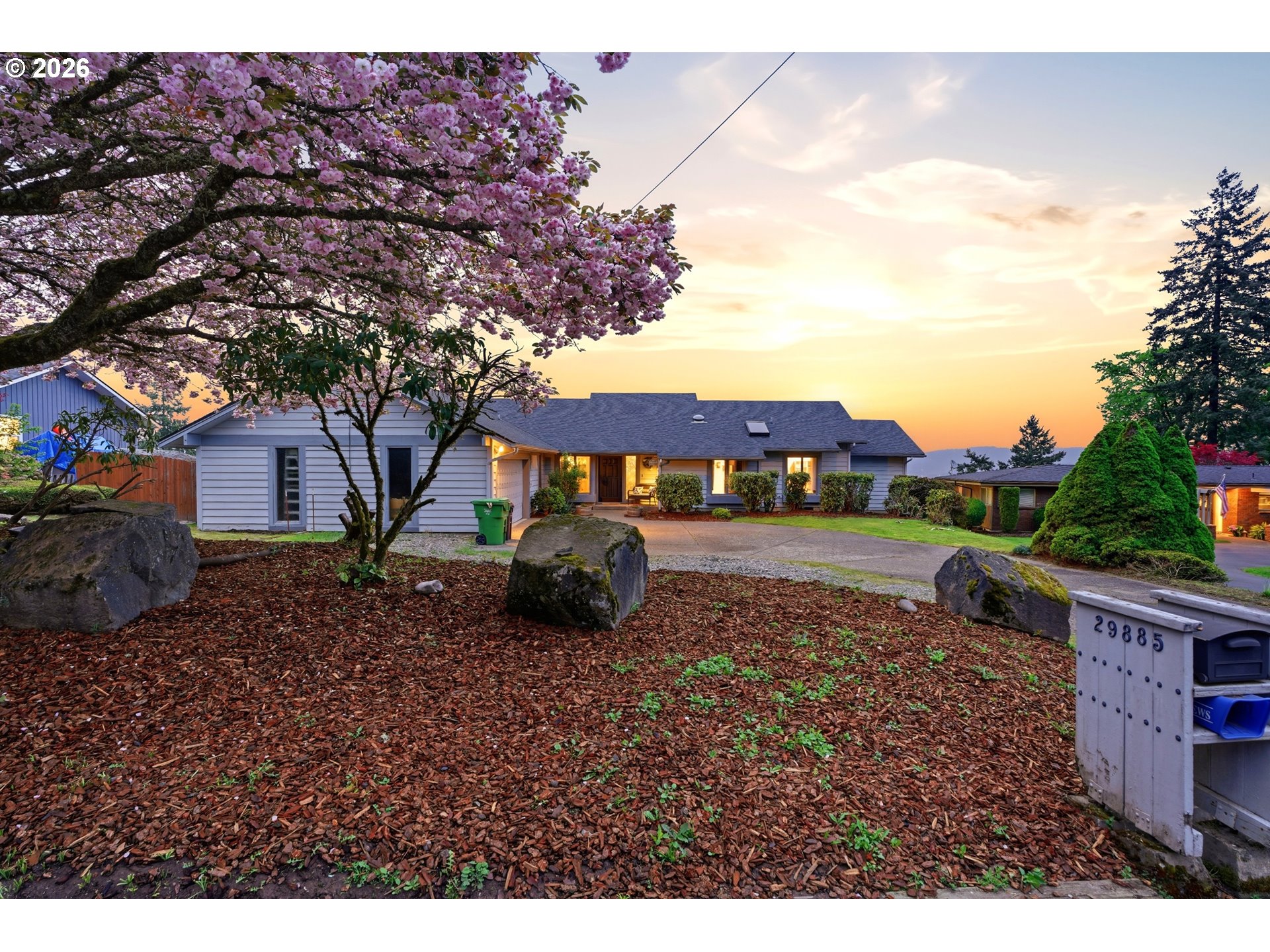 29885 Riverview Dr — photo
