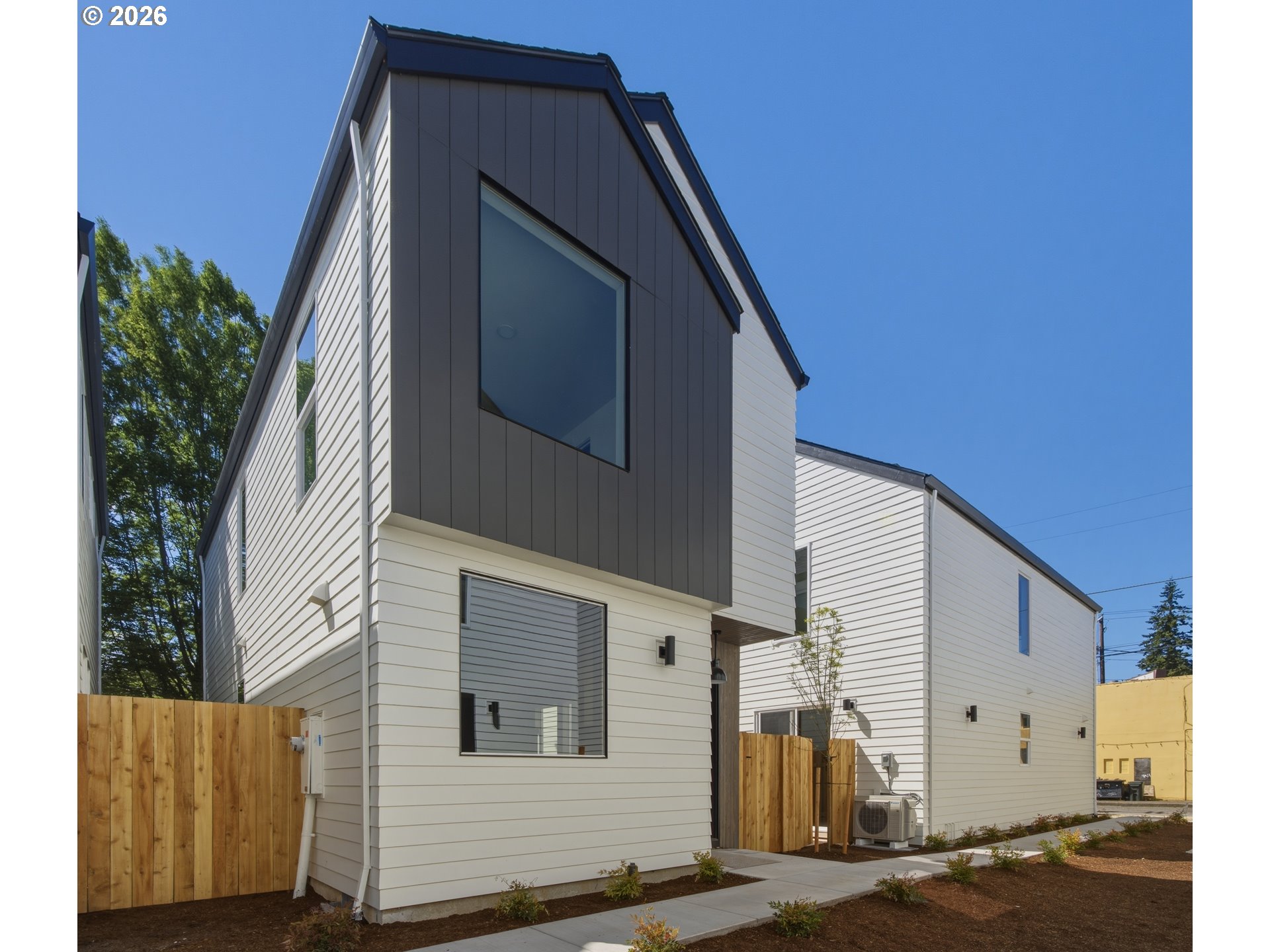 6178 NE Stanton St — photo