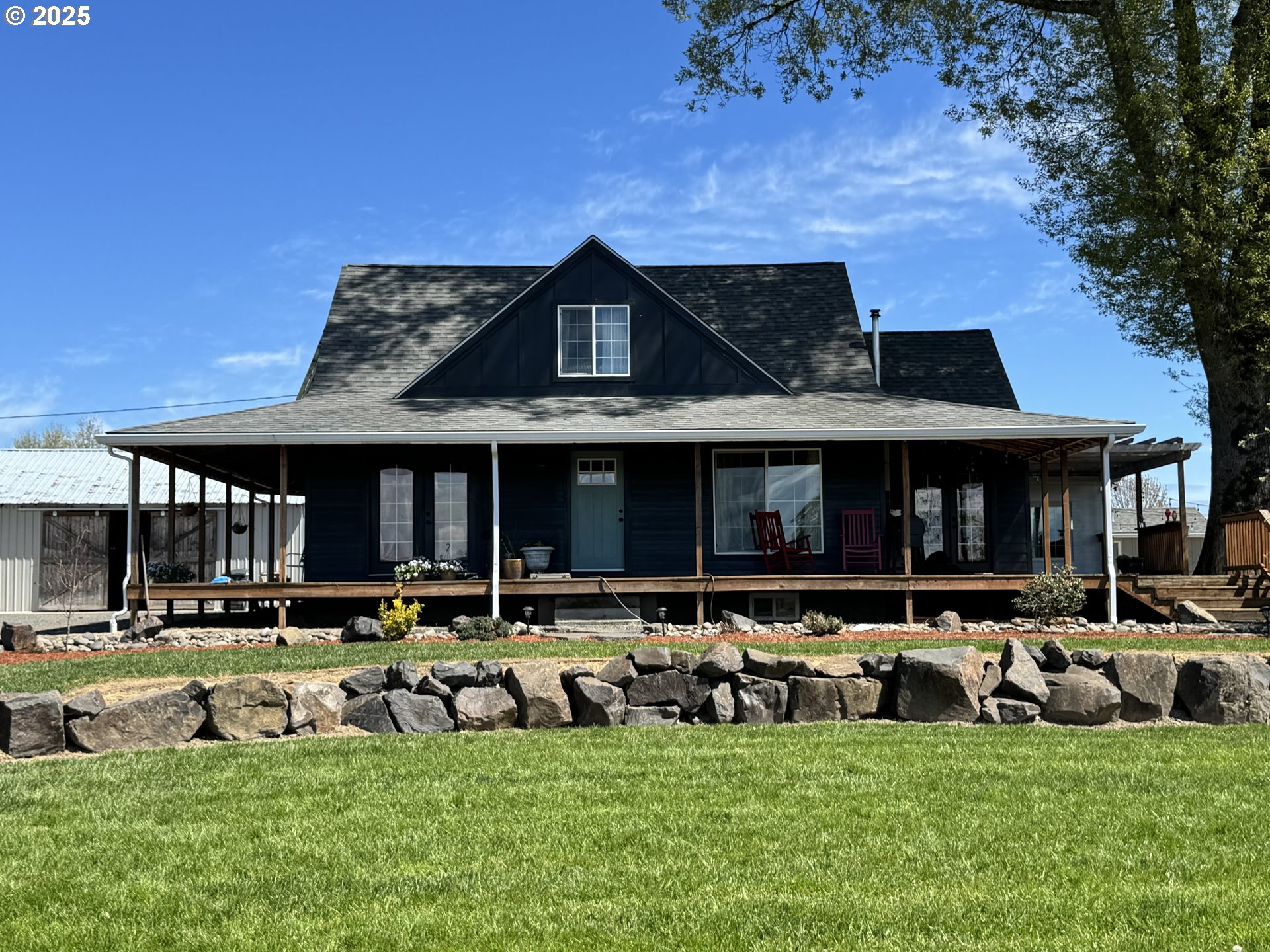 37929 Kelly Rd — photo