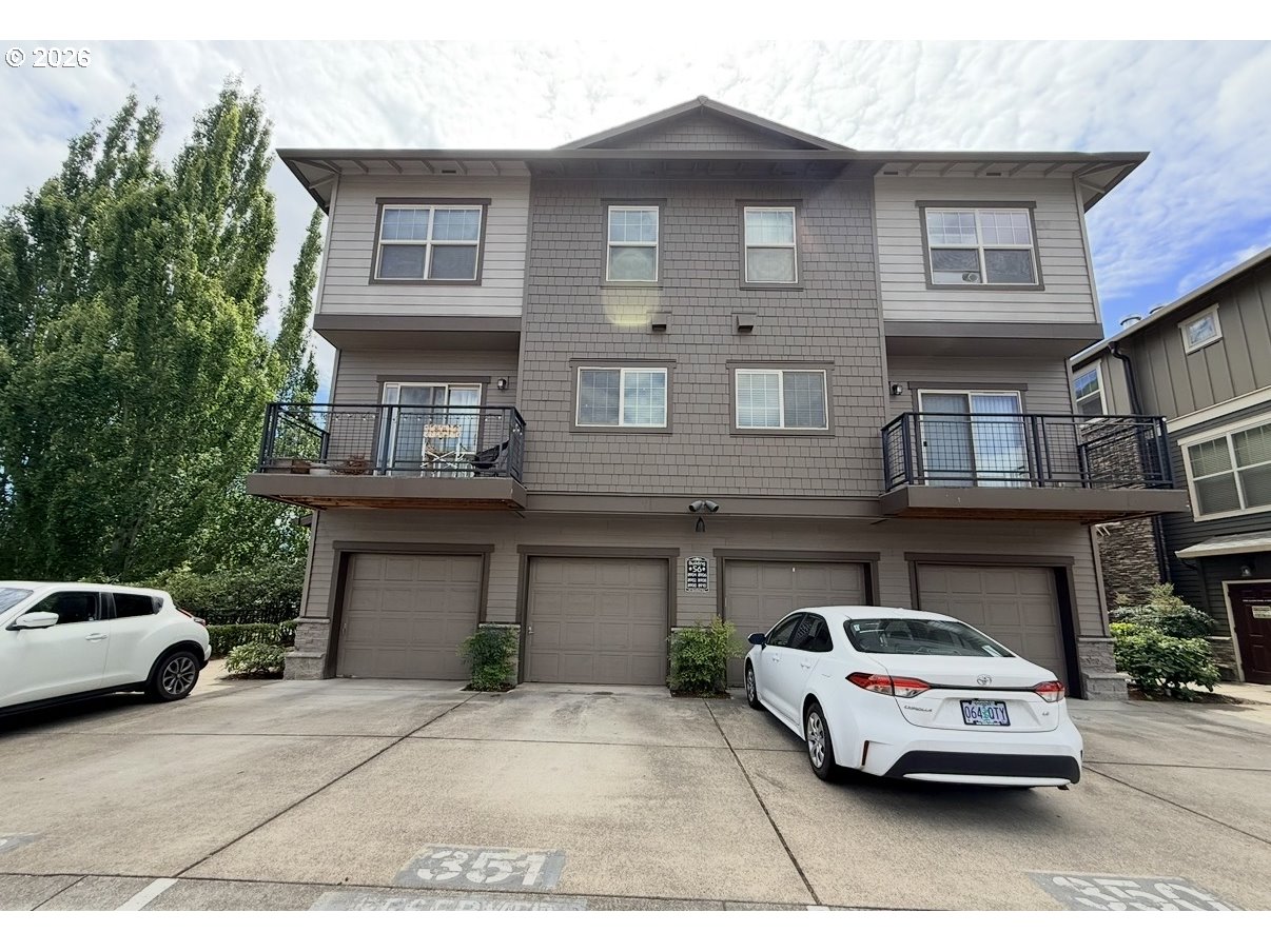 8902 NE Brentford Ter — photo