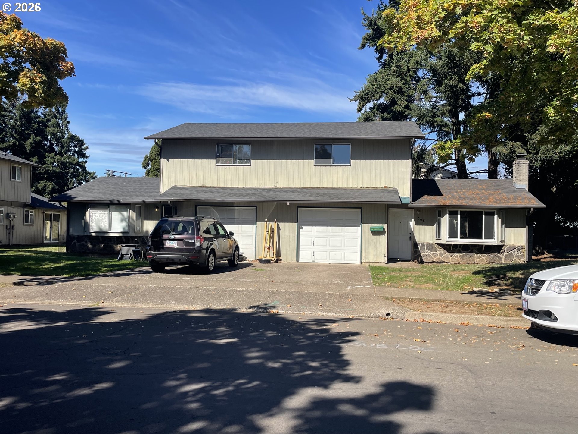 908 N Cloverleaf Loop, Springfield, OR 97477 — photo 2