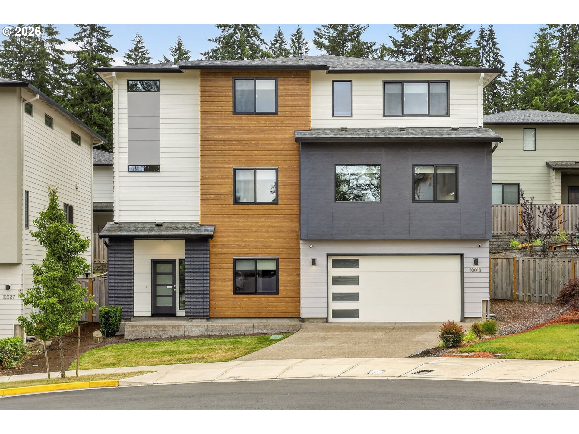 10013 SE Elderberry St — photo