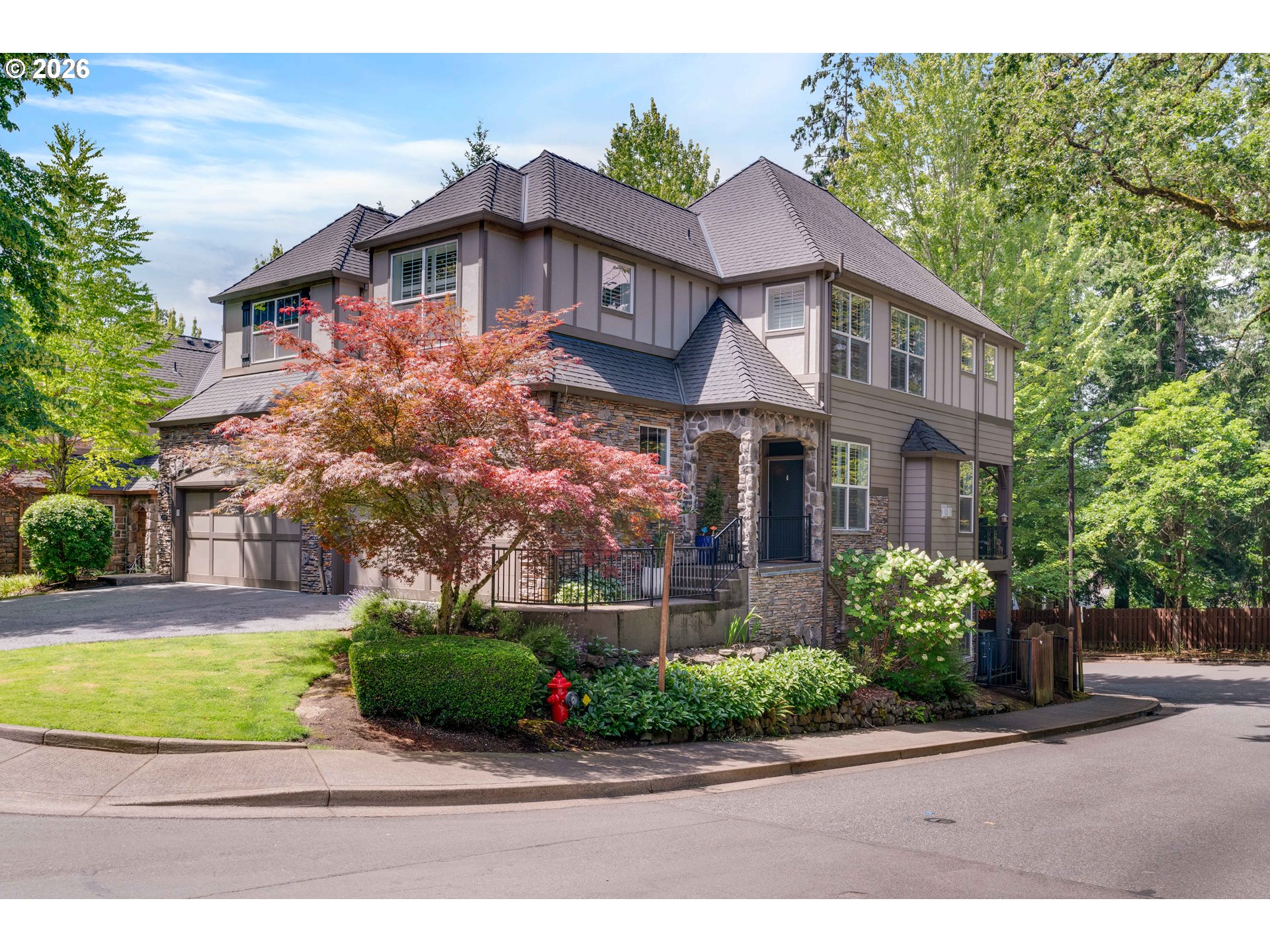 4798 Auburn Ln — photo